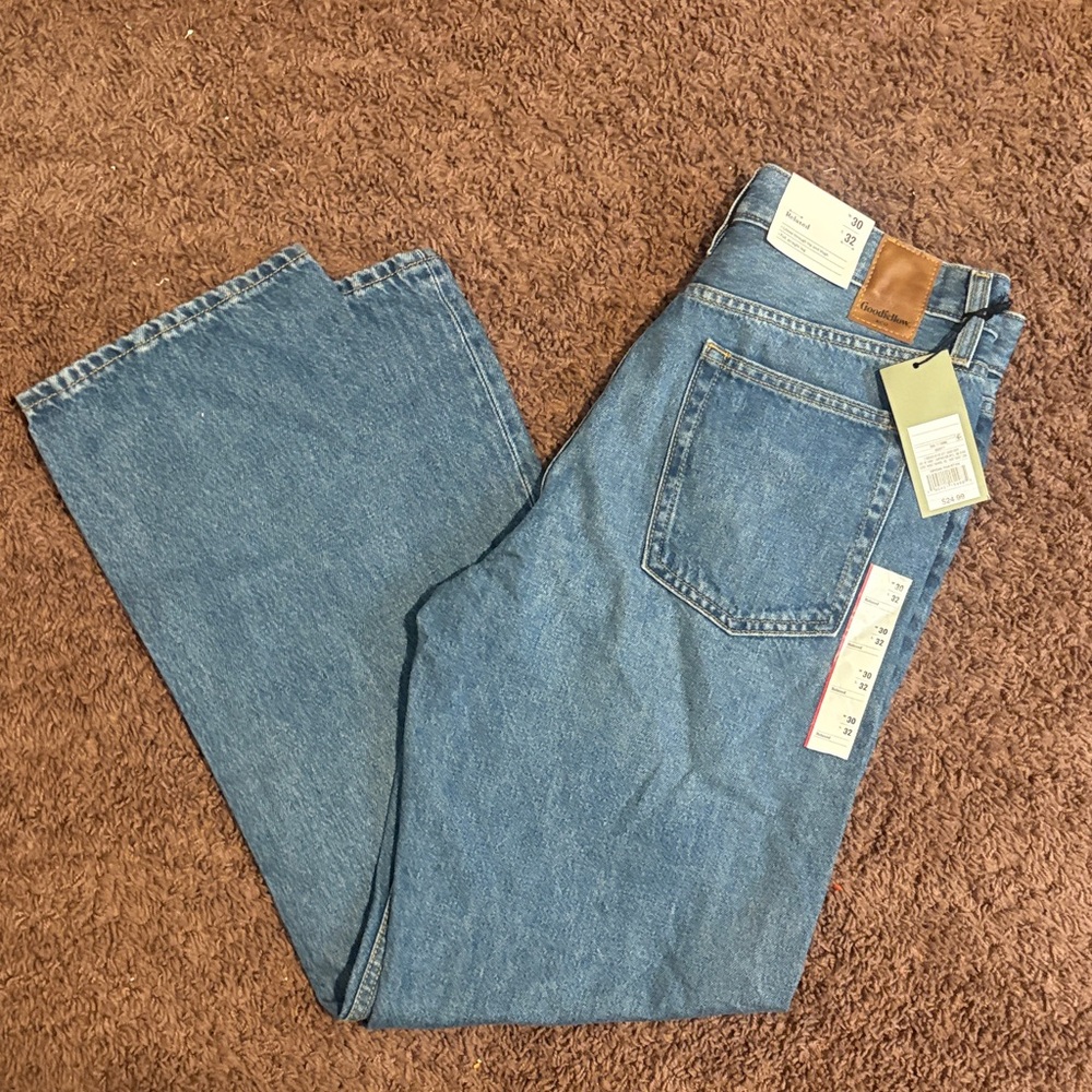Goodfellow Men’s Classic Blue Denim Jeans relaxed fit 30x32